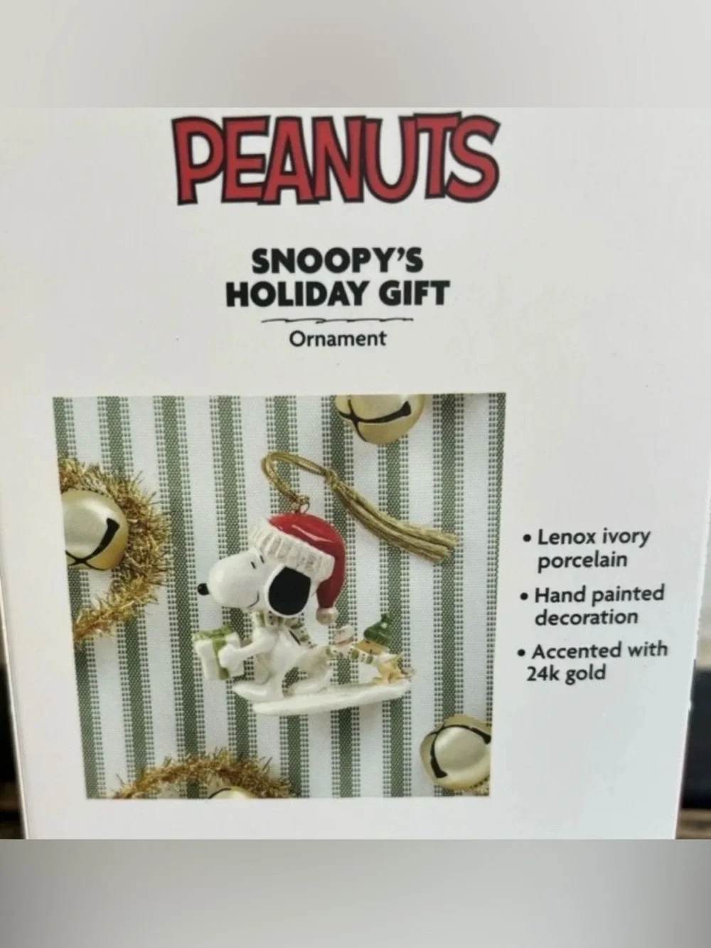 Lenox Snoopy's Holiday Gift Christmas Ornament - Excellent Condition - Picture 2 of 6